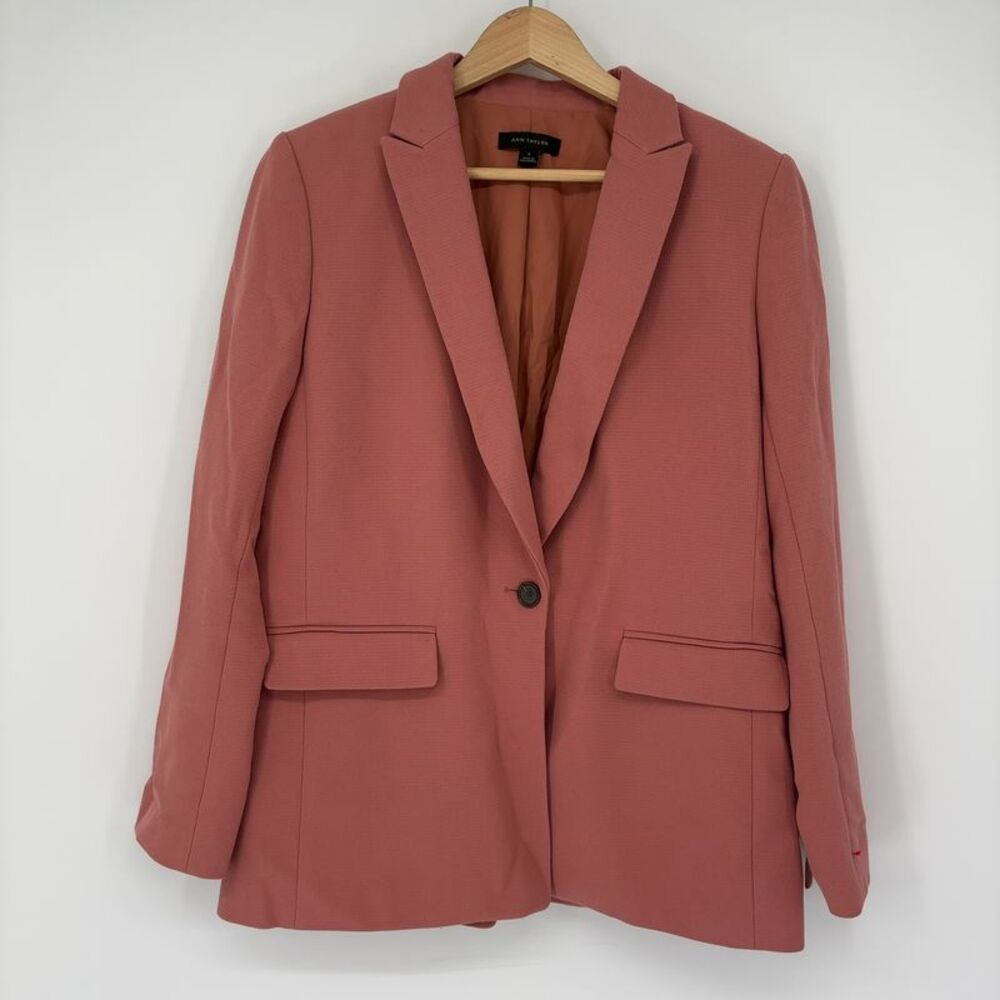 Ann Taylor Textured Blazer in Powder Rose Pink